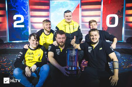 手手感而忽 手手感而忽